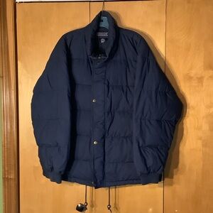Lands’ End unisex navy goose down puffer, size large